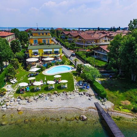 Hotel La Rondine Sirmione Exterior foto