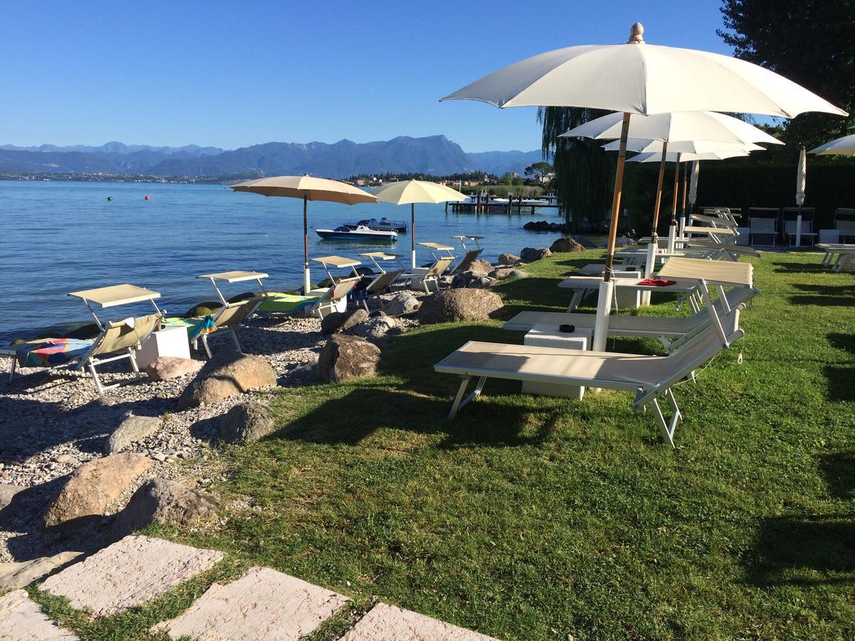 Hotel La Rondine Sirmione Exterior foto