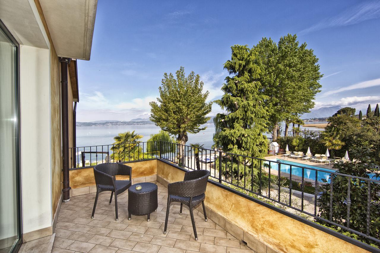 Hotel La Rondine Sirmione Exterior foto