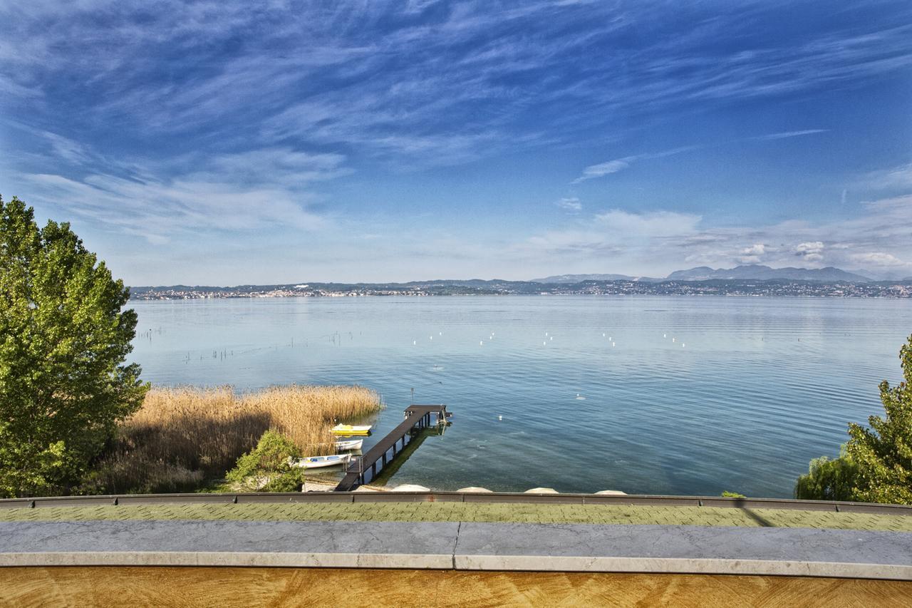 Hotel La Rondine Sirmione Exterior foto